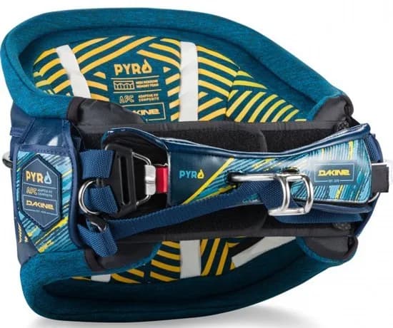 Dakine Pyro