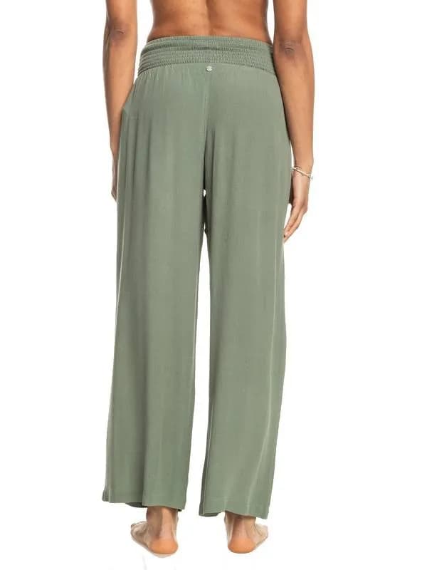 Roxy Along The Beach